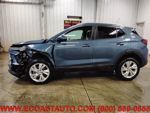 Used 2025 Buick Encore GX Preferred FWD image 2