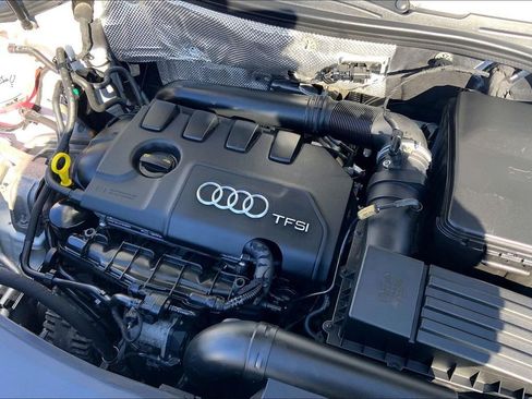 Used 2017 Audi Q3 2.0T Premium image 30