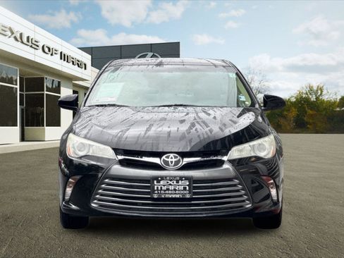 Used 2015 Toyota Camry LE image 5