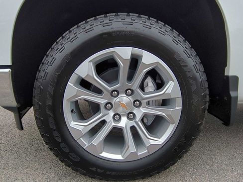 New 2026 Chevrolet Silverado 1500 LTZ w/ LTZ Convenience Package II AWD/4WD image 29