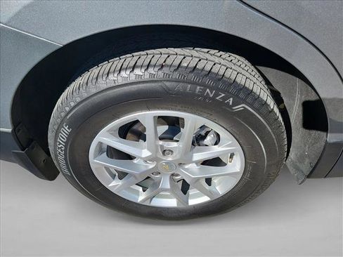 Used 2023 Chevrolet Equinox LT w/ LPO, Floor Liner Package image 11