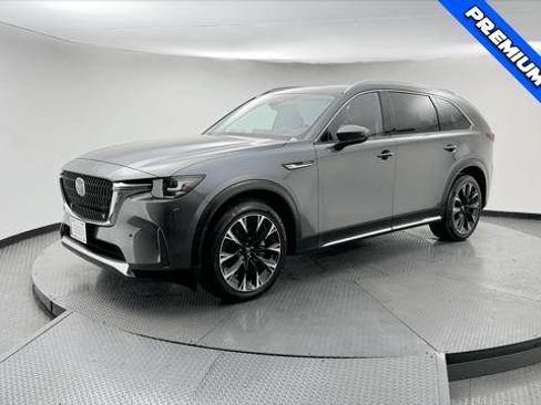 Used 2024 MAZDA CX-90 Plug-In Hybrid w/ Premium Pkg AWD/4WD image 2