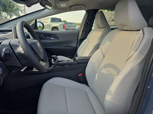 New 2027 Toyota Prius XLE FWD image 11