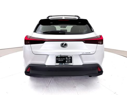 Used 2025 Lexus UX 300h FWD w/ Accessory Package (Z2) image 15