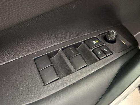 Used 2024 Toyota Corolla SE FWD image 29
