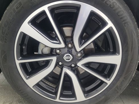 Used 2019 Nissan Rogue SL image 31