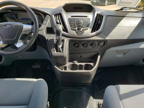 Used 2015 Ford Transit 350 XLT image 17