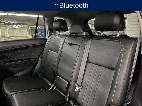 Used 2023 Volkswagen Tiguan SE image 20