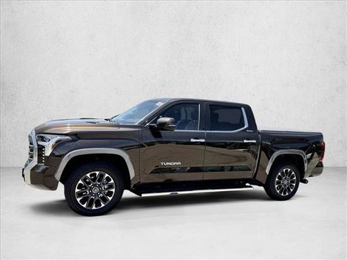 Used 2023 Toyota Tundra Limited w/ Power Package AWD/4WD image 4