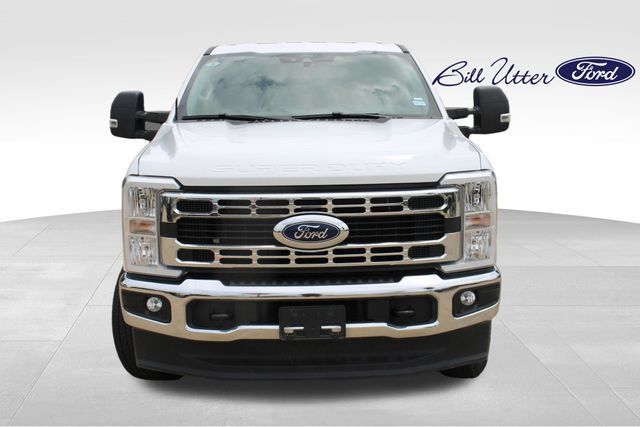 Certified 2026 Ford F250 XLT AWD/4WD image 2