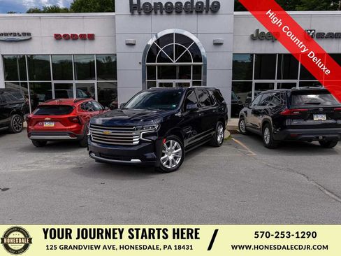 Used 2023 Chevrolet Tahoe High Country RWD image 1
