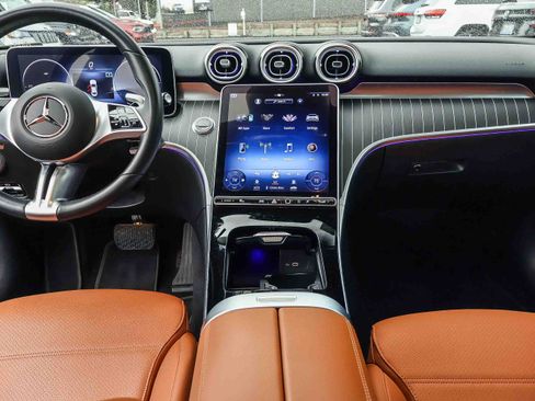 Used 2022 Mercedes-Benz C 300 Sedan image 8