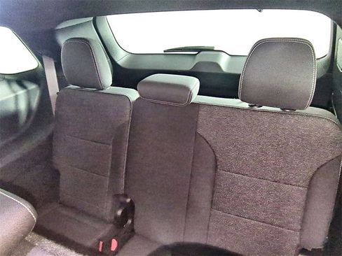 Certified 2024 Chevrolet Traverse LS w/ Midnight/Sport Edition image 33