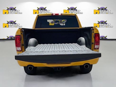 Used 2019 RAM 1500 Express w/ Wheel & Sound Group AWD/4WD image 15