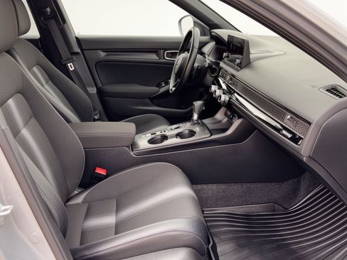 Used 2025 Honda Civic Sport image 30