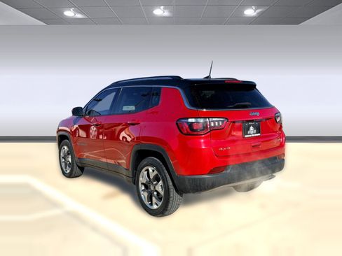Used 2019 Jeep Compass Limited image 3