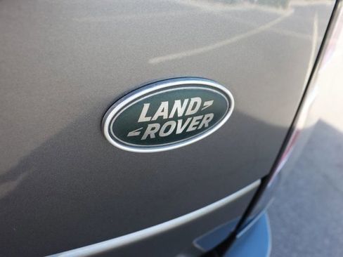 Used 2018 Land Rover Range Rover image 6