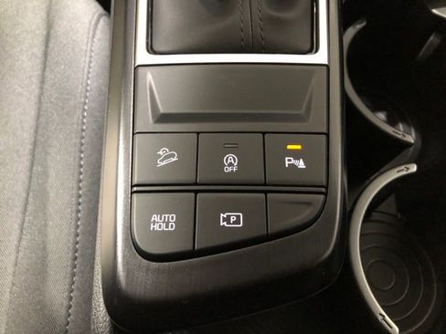 New 2026 Kia Sportage LX w/ LX Convenience Package FWD image 30