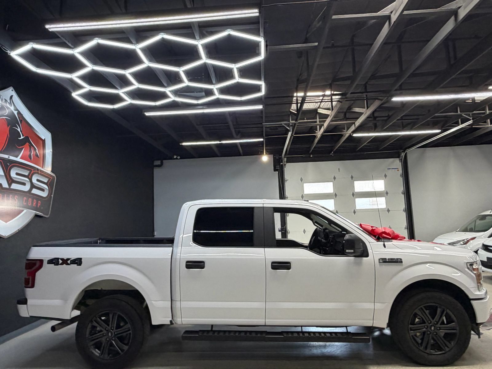Used 2019 Ford F150 XL w/ Equipment Group 101A Mid AWD/4WD image 11