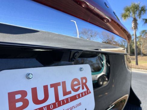 Used 2022 Lincoln Navigator L Reserve image 14