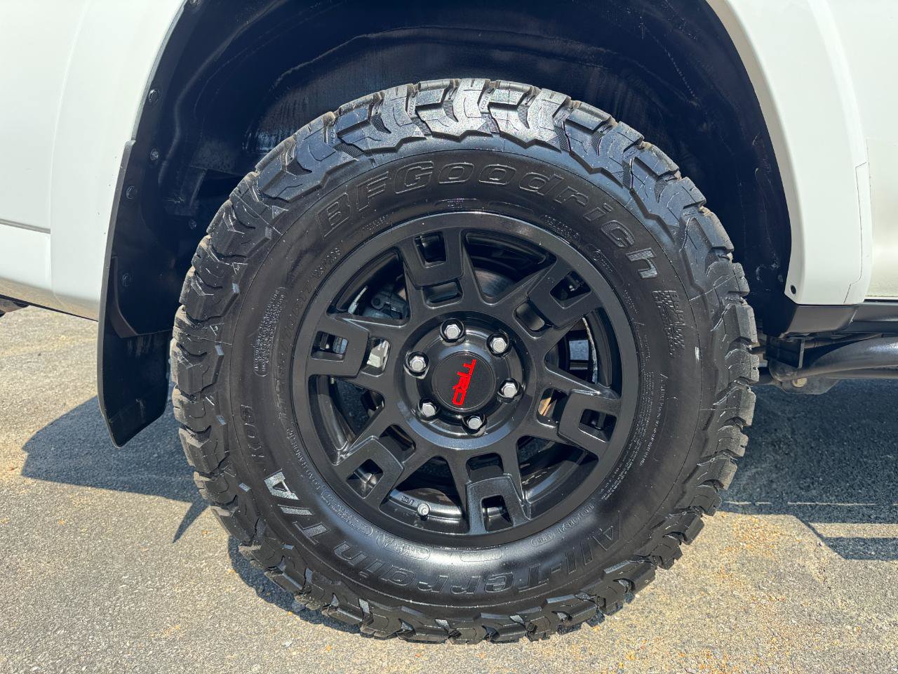 Used 2019 Toyota 4Runner TRD Off-Road Premium AWD/4WD image 13