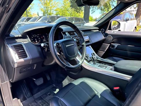 Used 2020 Land Rover Range Rover Sport SE AWD/4WD image 17