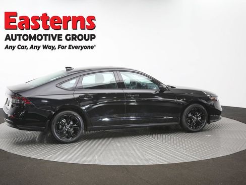 Used 2025 Honda Accord SE image 43