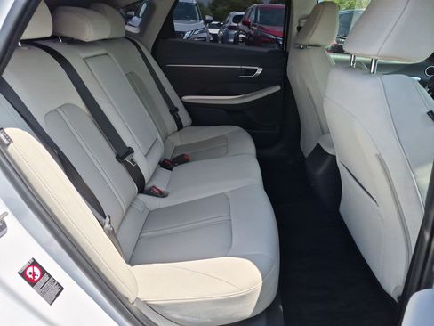 Certified 2023 Hyundai Sonata SEL FWD image 32