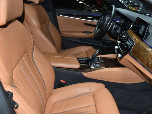 Used 2019 BMW 540i xDrive w/ M Sport Package AWD/4WD image 22