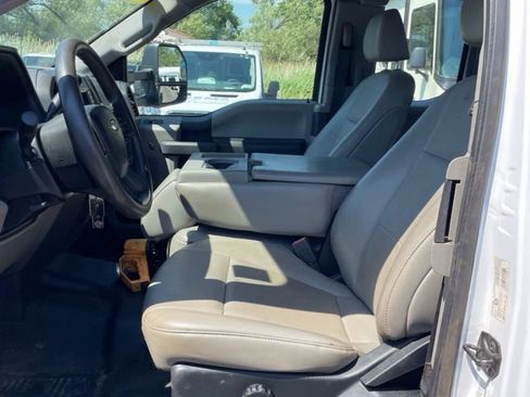 Used 2020 Ford F550 4x4 SuperCab Super Duty image 5