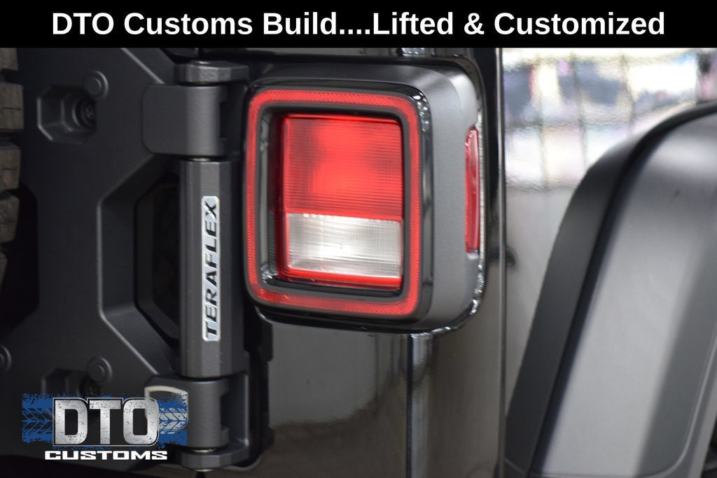 Used 2026 Jeep Wrangler Unlimited Sport AWD/4WD image 18