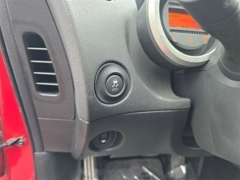 Used 2019 Nissan 370Z w/ Sport Package image 17