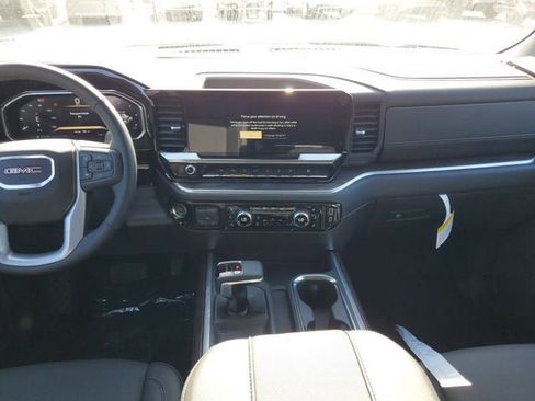 New 2026 GMC Sierra 1500 SLT image 16