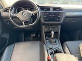 Used 2018 Volkswagen Tiguan SE w/ Panoramic Sunroof Package image 5