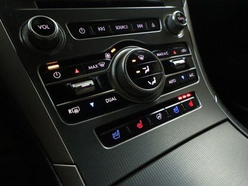 Used 2020 Lincoln MKZ Reserve w/ Luxury Package AWD/4WD image 19