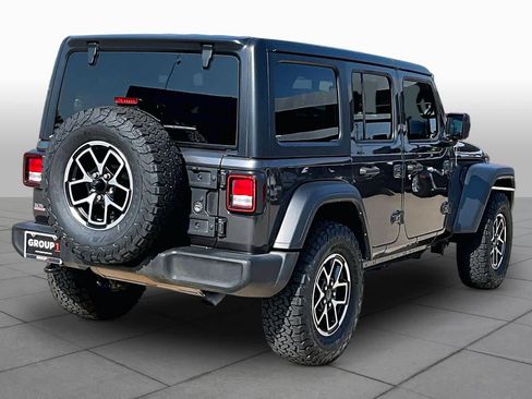 Used 2023 Jeep Wrangler Unlimited Sport AWD/4WD image 11