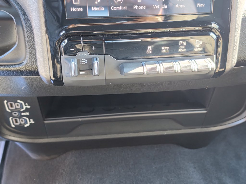 Used 2026 RAM 2500 Big Horn AWD/4WD image 27