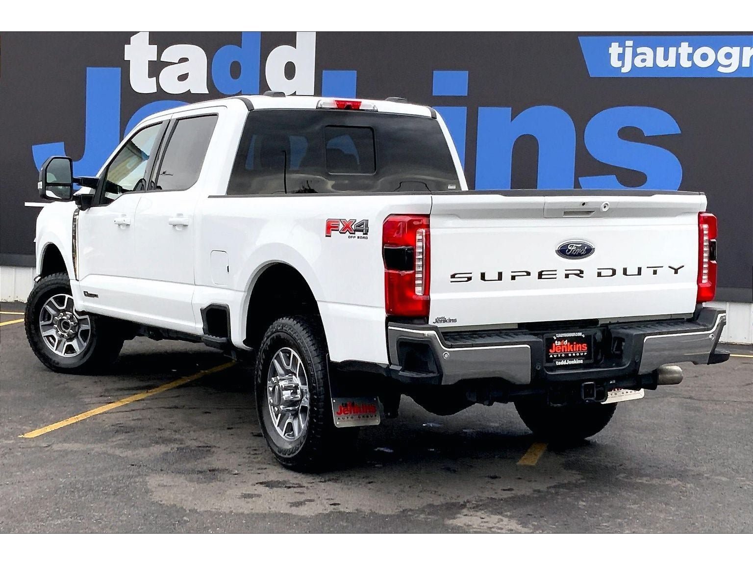 Used 2025 Ford F350 Lariat AWD/4WD image 13