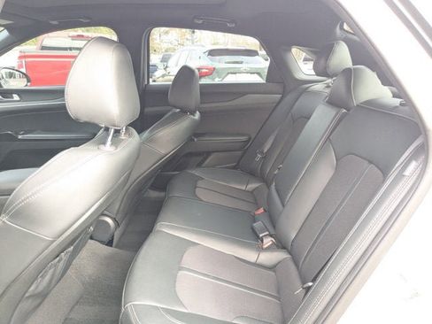 Used 2024 Kia K5 GT-Line image 10