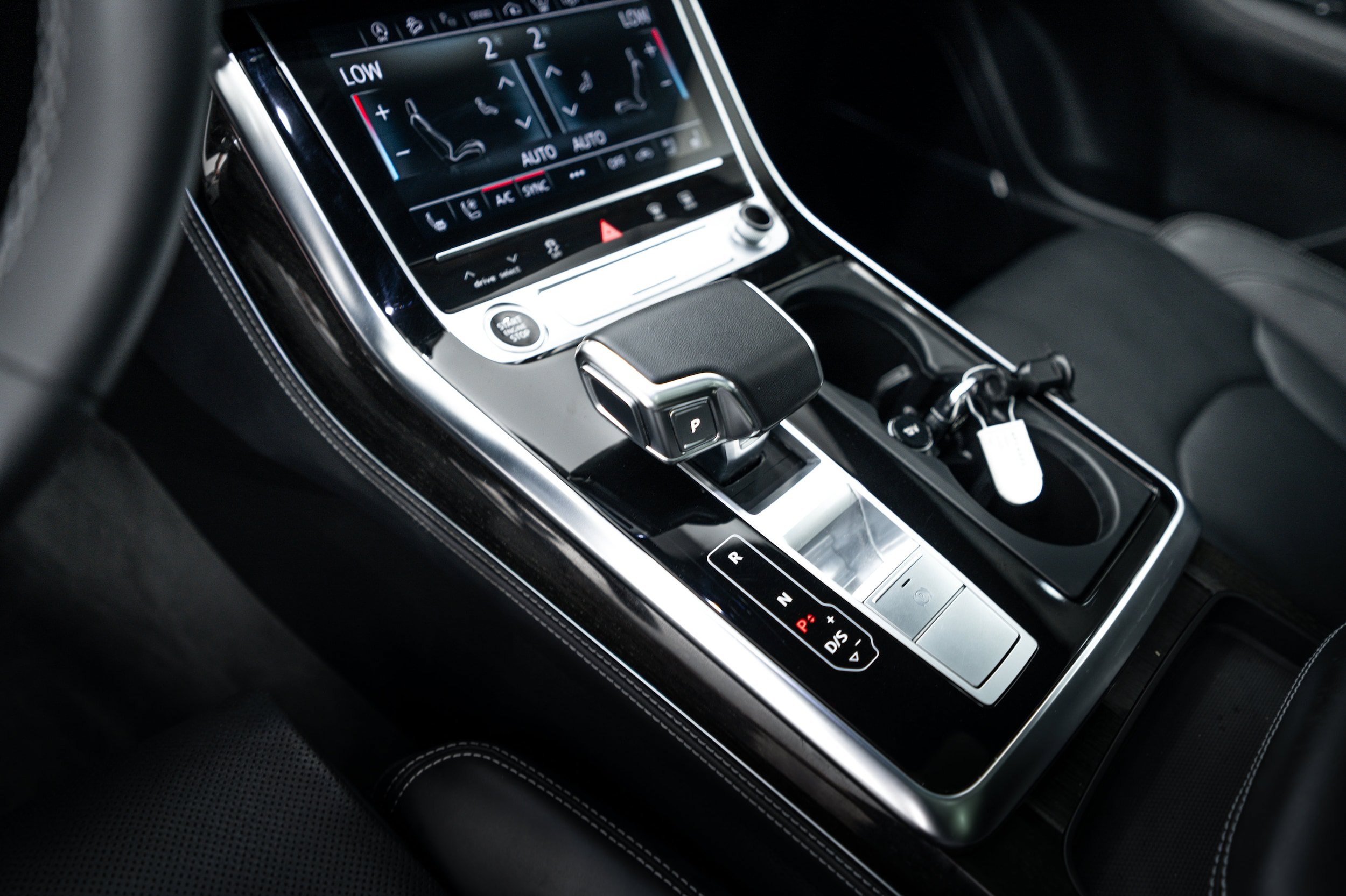 Certified 2024 Audi Q8 Prestige w/ Prestige Package AWD/4WD image 10