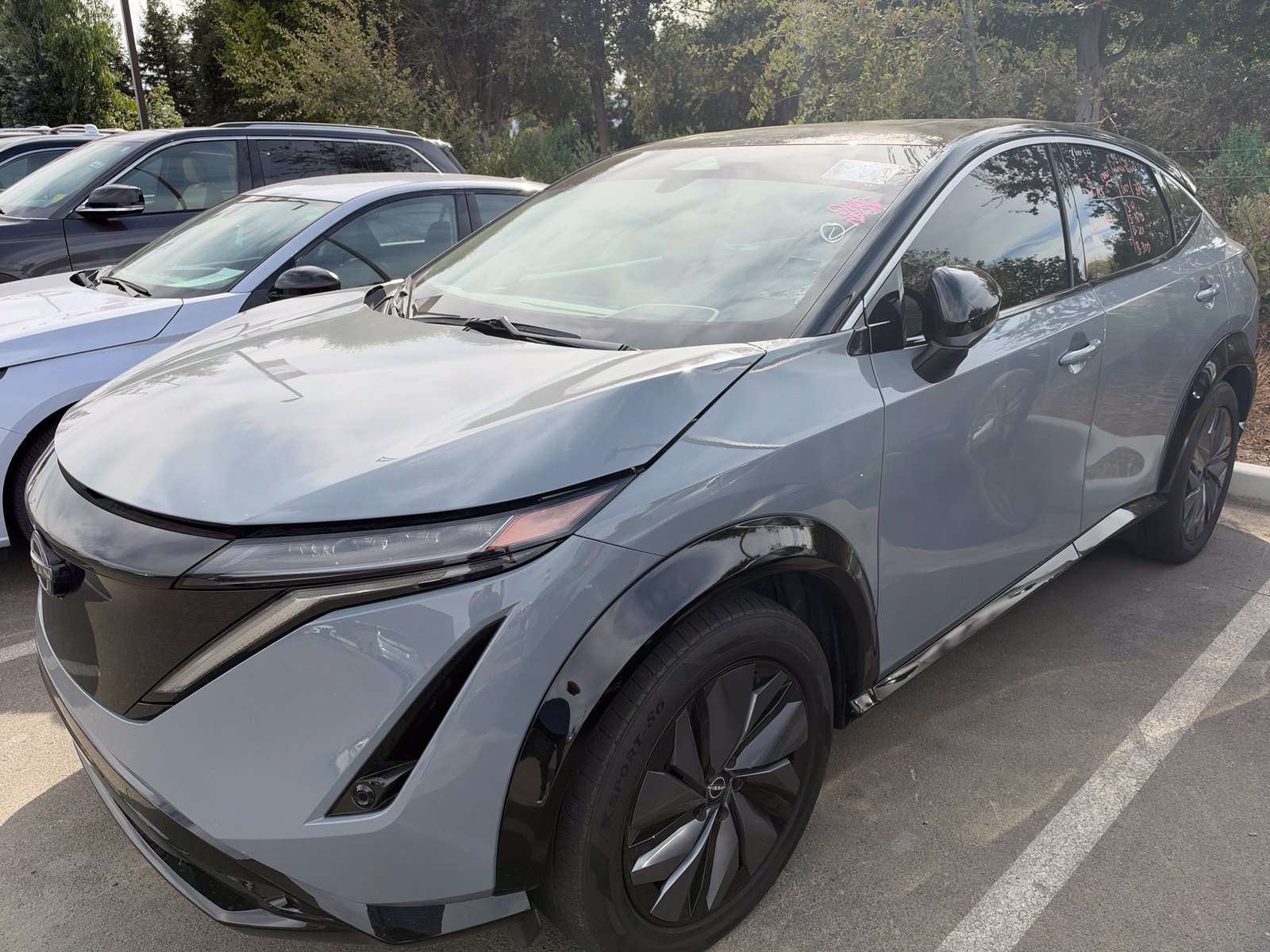 Used 2023 Nissan Ariya FWD image 2