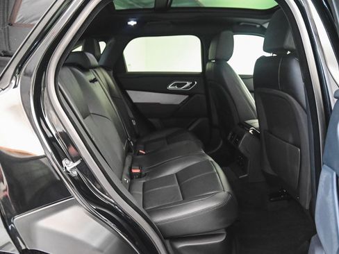 Used 2025 Land Rover Range Rover Velar S image 32
