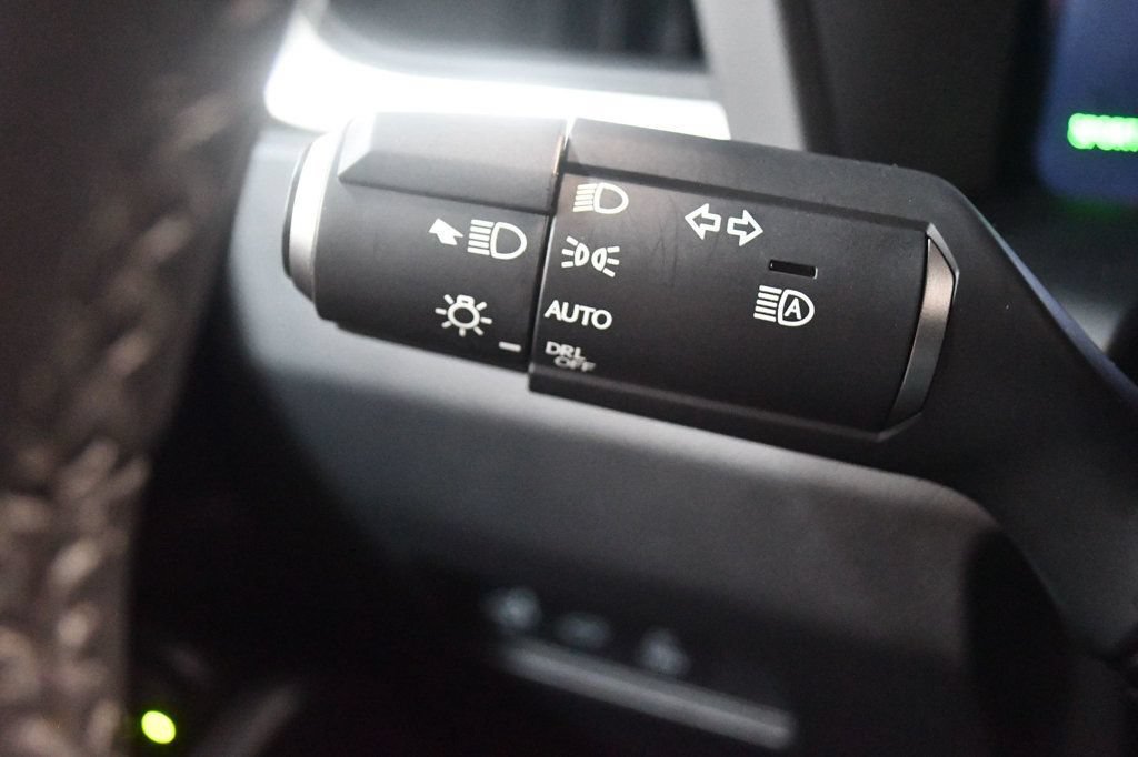 Used 2024 Lexus GX 550 w/ Cold Area Package AWD/4WD image 56
