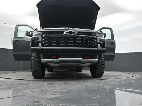 Used 2025 Chevrolet Silverado 1500 ZR2 w/ Technology Package AWD/4WD image 63