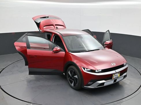 New 2026 Hyundai Ioniq 5 SEL image 29