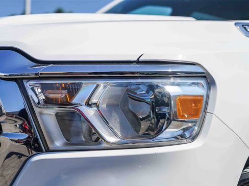 Used 2023 RAM 1500 Big Horn image 2