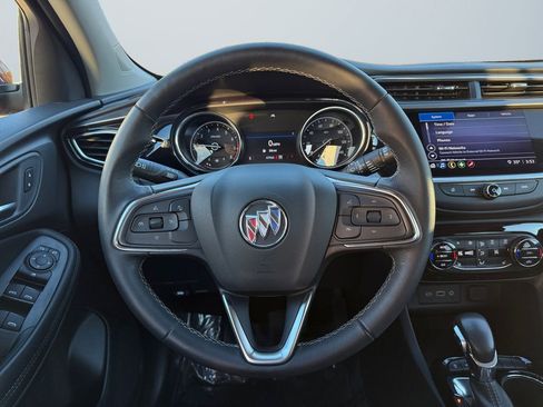 Used 2022 Buick Encore GX Select w/ Sport Touring Package image 12