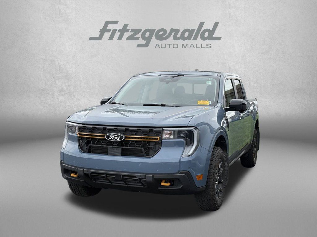 Used 2025 Ford Maverick Tremor AWD/4WD image 9