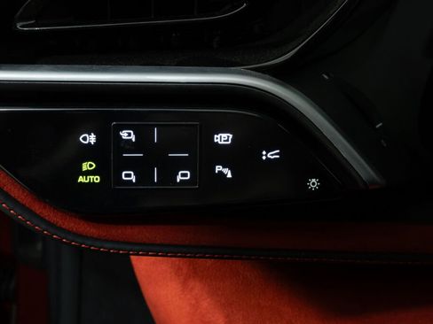 Used 2024 Ferrari 296 GTS image 38