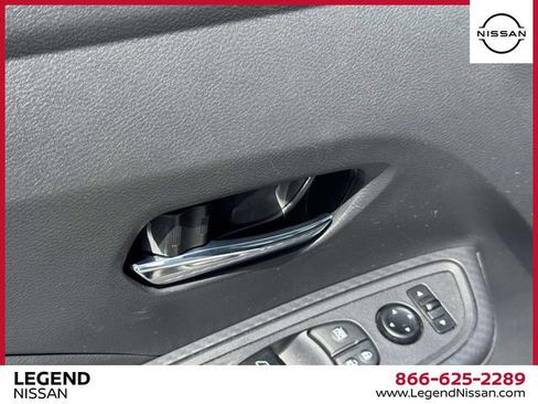 Used 2023 Nissan Versa SV FWD image 16